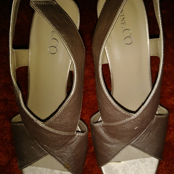 Shoes - Picture 4 of 5
